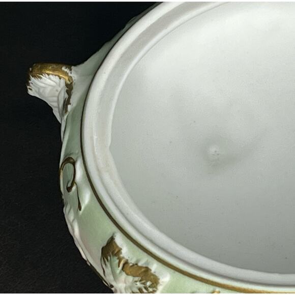 VTG Cherubs COVERED DISH Bisque Porcelain Footed Dresser Box Harp Horn Gold Pink - Picture 9 of 11